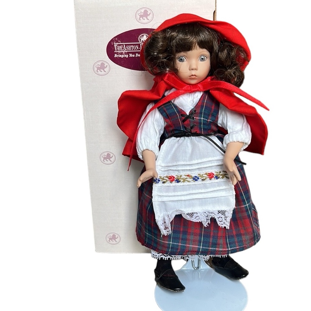 Dianna Effner Little Red Riding Hood Porcelain Doll Red Curly Hair  14"